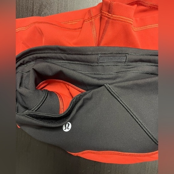 Lululemon Train Times Short *6" - Sz 4 - Picture 3 of 5